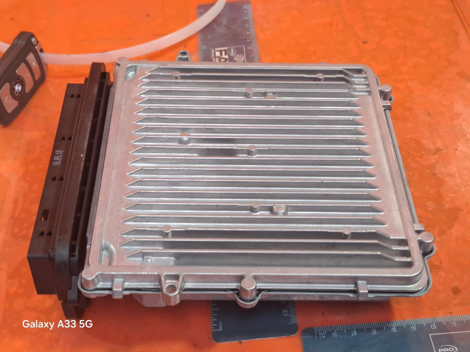 ebay-src:https://i.ebayimg.com/00/s/mtiwmfgxnjaw/z/2hyaaeswyv9o5o~f/$_57.jpg