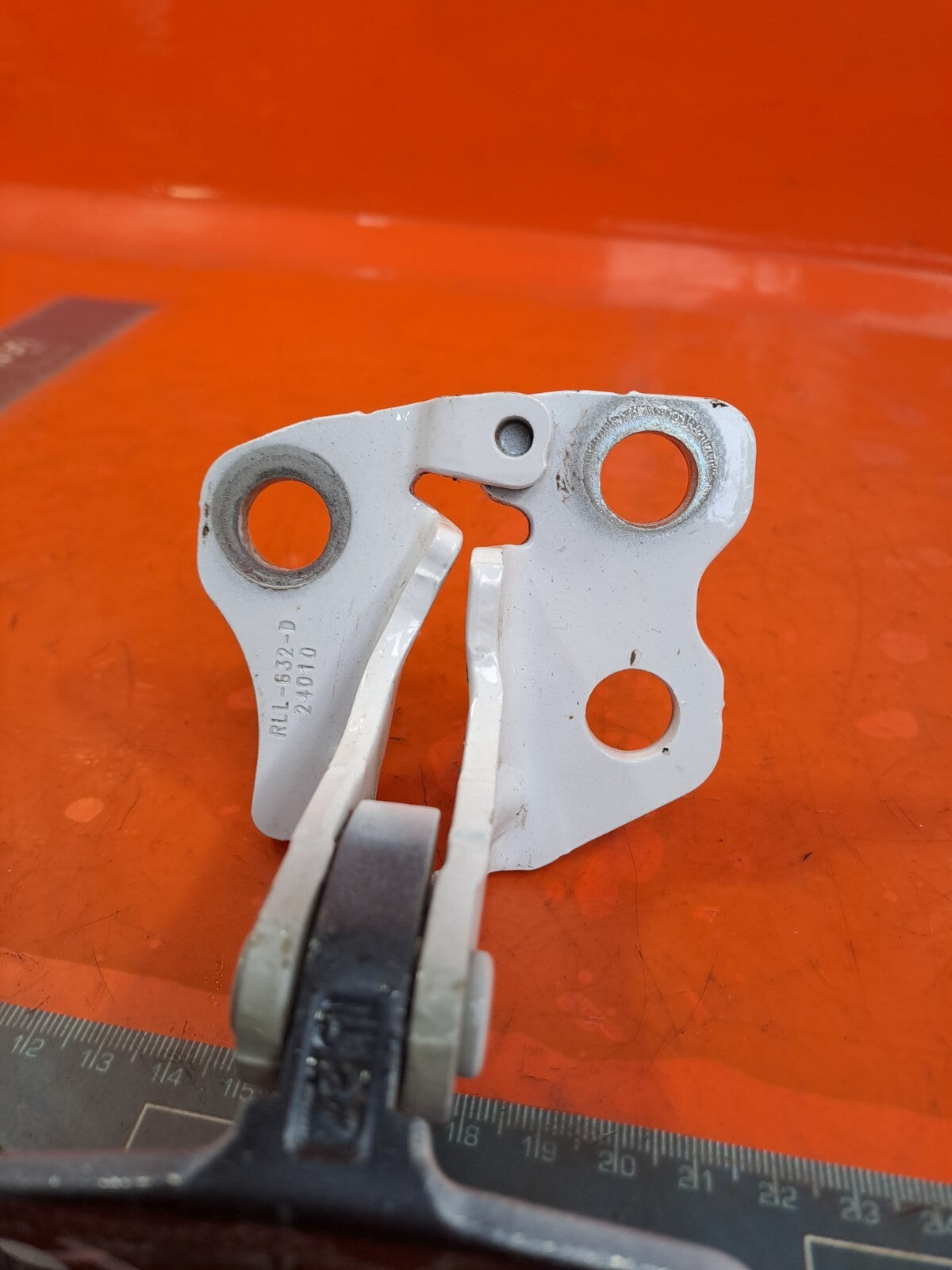 ✅TESLA MODEL 3 LONG 2024 FRONT RIGHT DOOR HINGE RLL-632-D Warranty A207 - Image 4