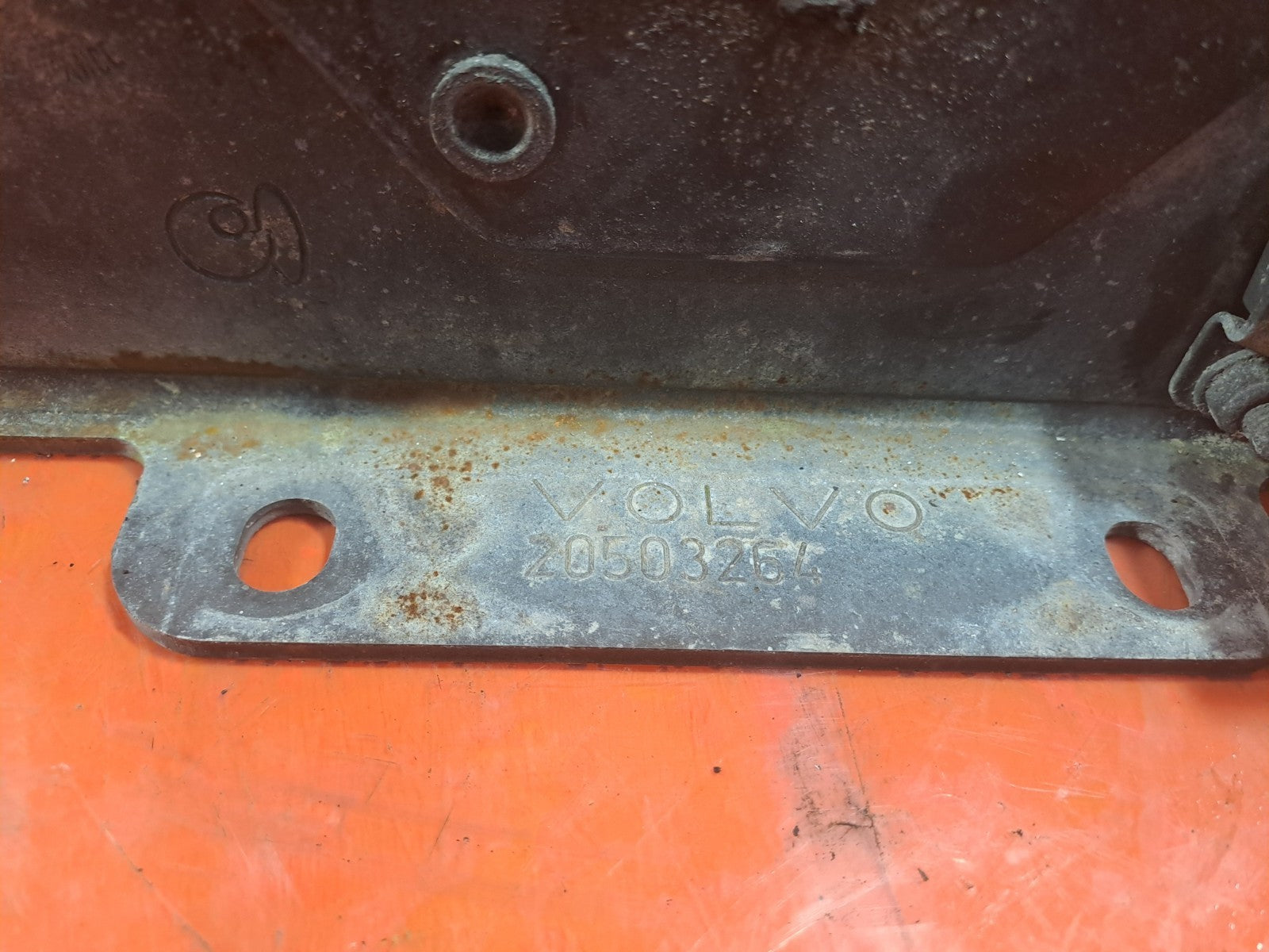 ✅2003 VOLVO FL 5.5D CABIN TILT LOCK 20503264 + WARRANTY A324 - Image 8