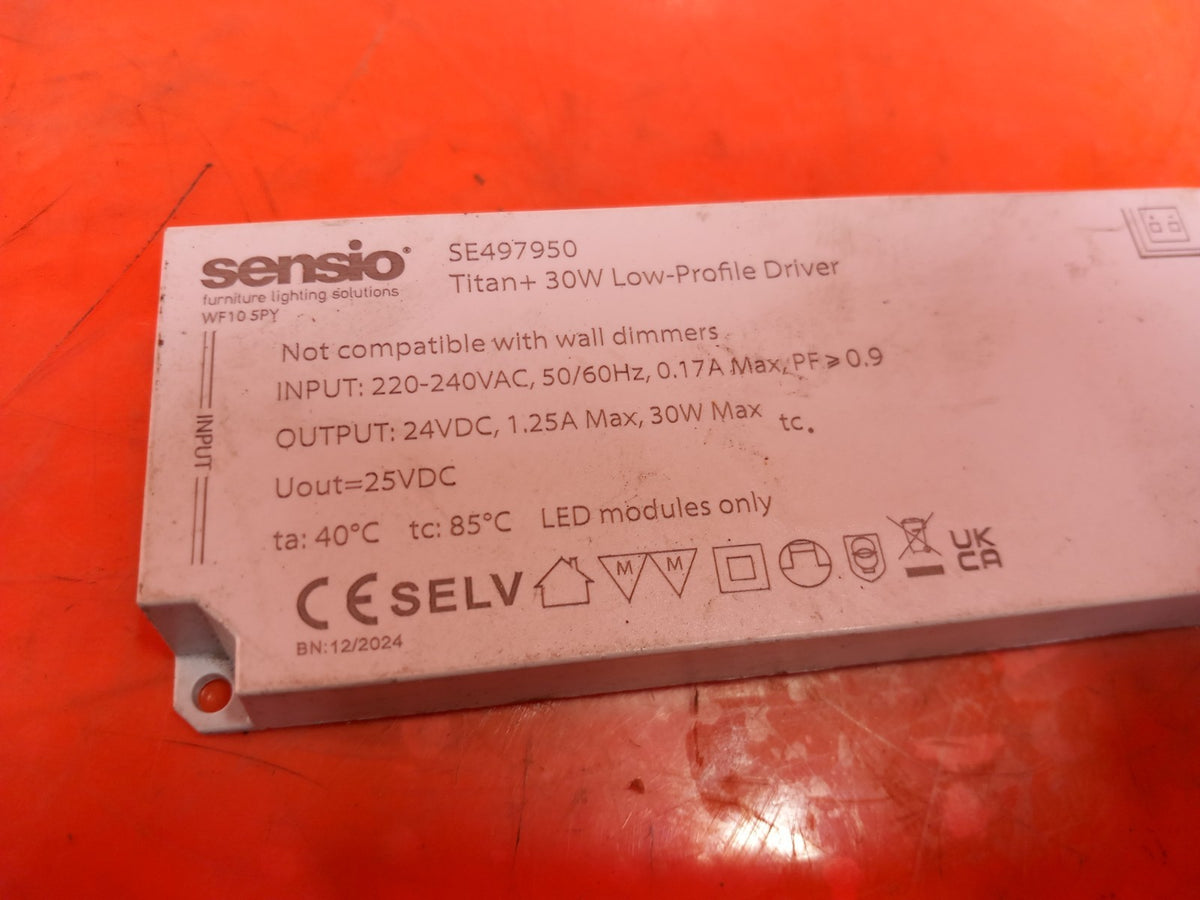 ebay-src:https://i.ebayimg.com/00/s/mtiwmfgxnjaw/z/zm4aaeswy-zqh-c-/$_57.jpg