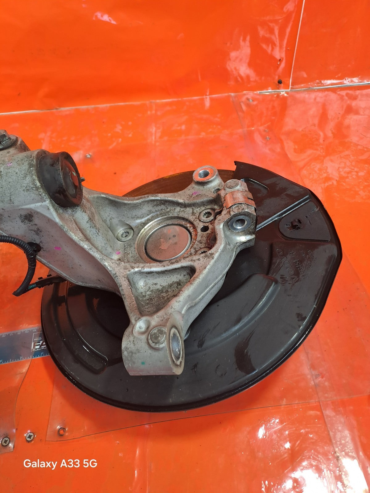 ✅POLESTAR 2 LONG RANGE 2023 FRONT LEFT SUSPENSION LEG HUB 32370251 32373454 A312 - Image 11