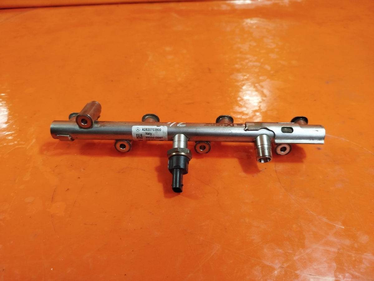 2022 Mercedes CLA W118 1.3 Petrol Fuel Rail A2820703900 Warranty A374 - Image 4