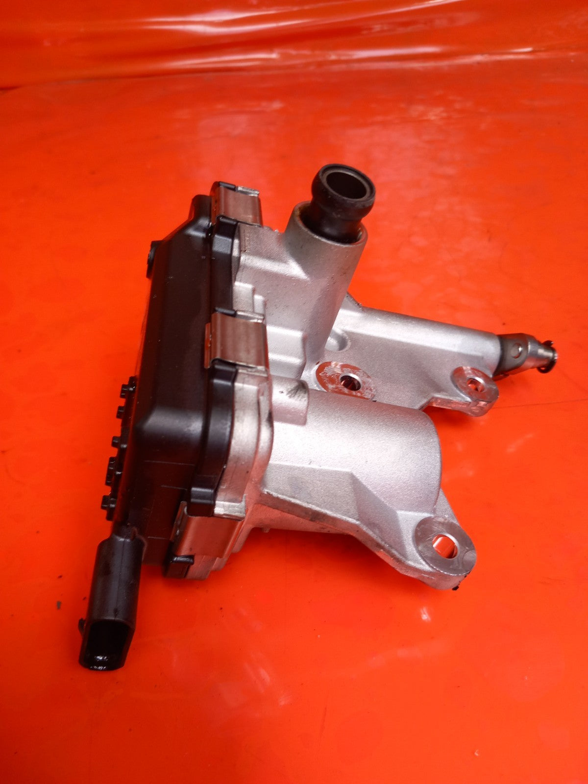 ebay-src:https://i.ebayimg.com/00/s/mtywmfgxmjaw/z/zsoaaeswuy1qtefg/$_57.jpg