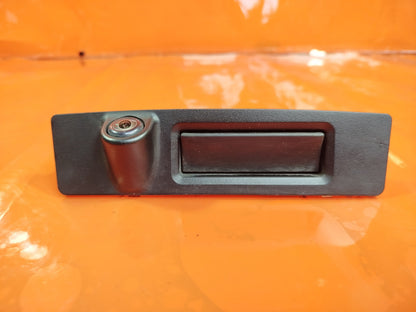 ✅Tesla Model 3 Long Range 2020 TAILGATE REAR VIEW CAMERA 1095949-00-E Warranty - Image 4