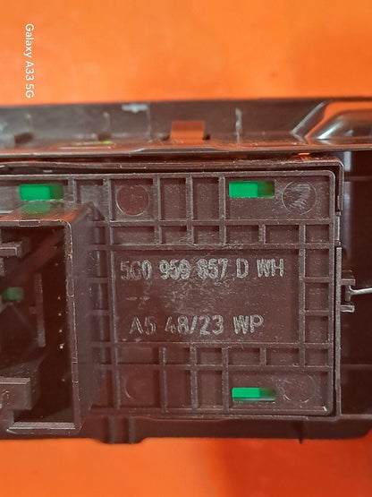 ✅VW POLO LIFE 1.0 PETROL 2024 FRONT RIGHT WINDOW SWITCH 5G0959857D Warranty A310 - Image 10
