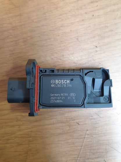 ebay-src:https://i.ebayimg.com/00/s/mtywmfgxmjaw/z/ttcaaoswvvtmkppk/$_57.jpg