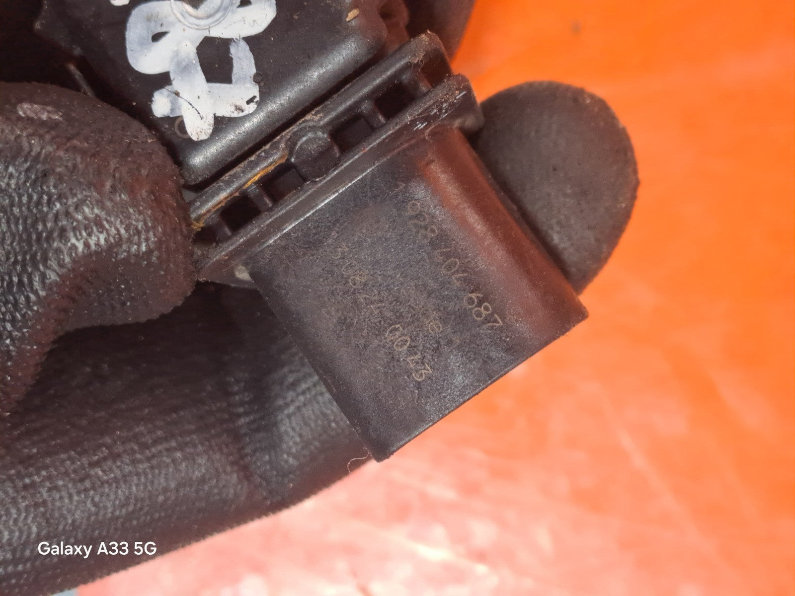 ebay-src:https://i.ebayimg.com/00/s/mtiwmfgxnjaw/z/o8qaaeswymlo-3ml/$_57.jpg