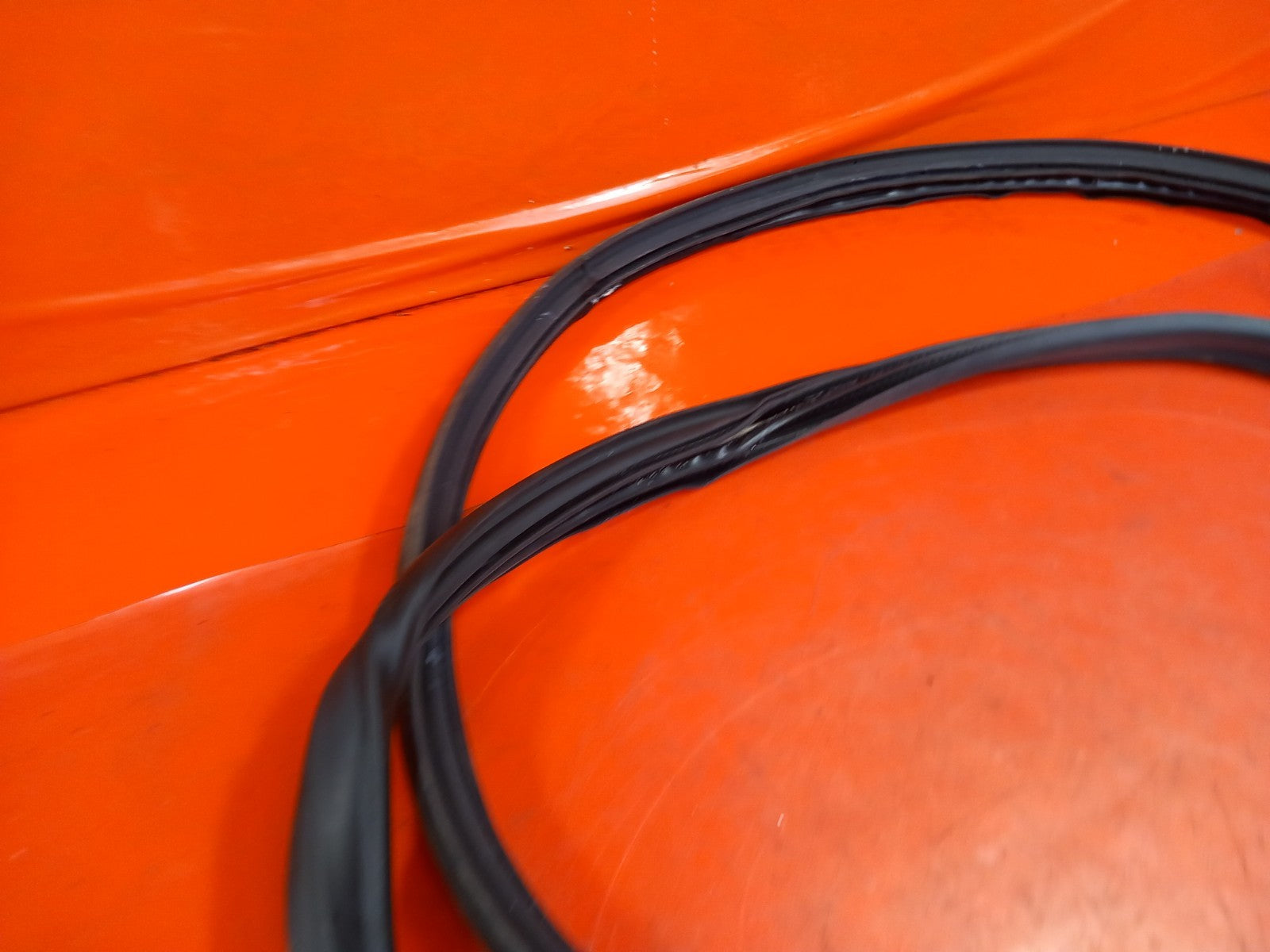 Ford Transit Custom 2.0 Diesel 2024 Front Left Door Seal Rubber Warranty A406 - Image 6
