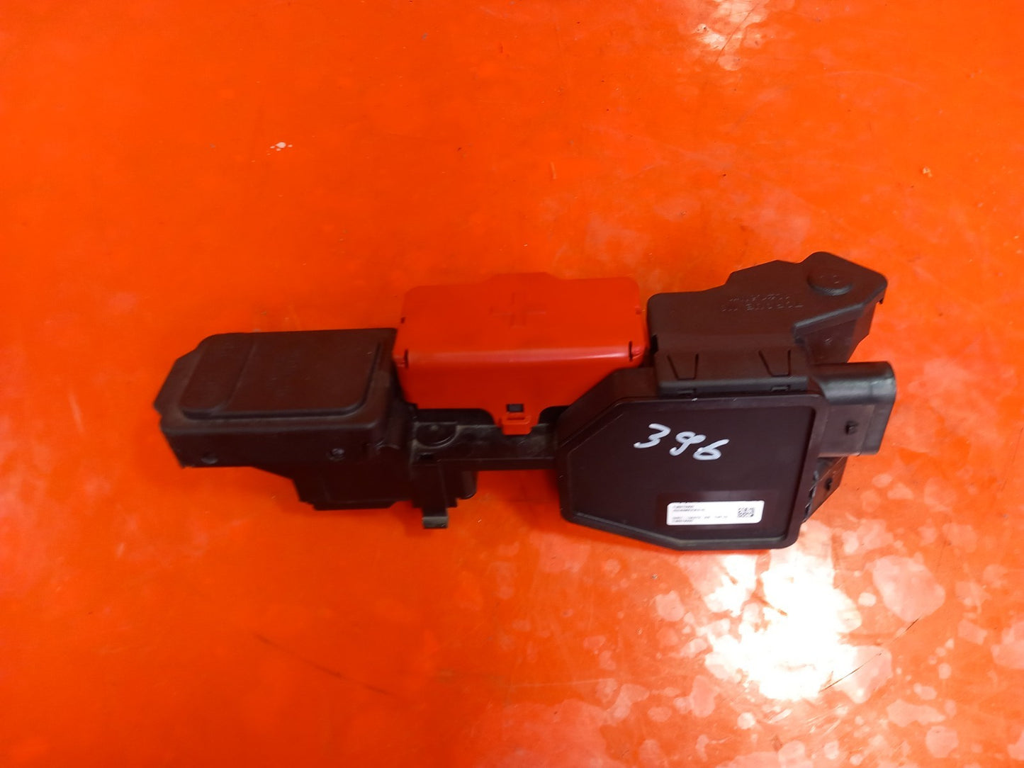 ebay-src:https://i.ebayimg.com/00/s/mtiwmfgxnjaw/z/8lyaaeswdtrqq4kn/$_57.jpg