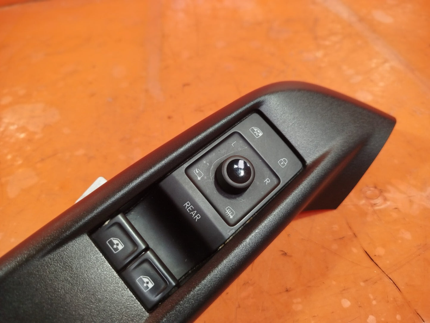 ✅CUPRA BORN V2 Ev 2023 FRONT RIGHT WINDOW SWITCH 10A959862AE Warranty A272 - Image 4