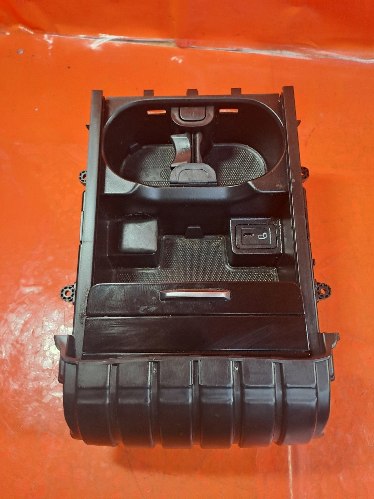 ✅MERCEDES A180D W177 1.5 DIESEL 2019 CUP HOLDER CENTER CONSOLE A1776805701 A347 - Image 1