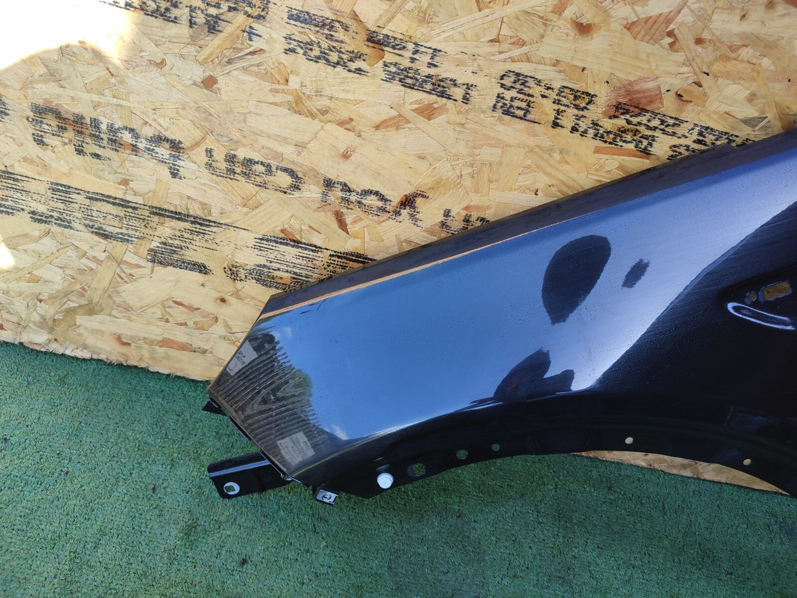 ✅2015 LAND ROVER DISCOVERY SPORT L550 FRONT LEFT WING FENDER PANEL BLACK (820) - Image 5