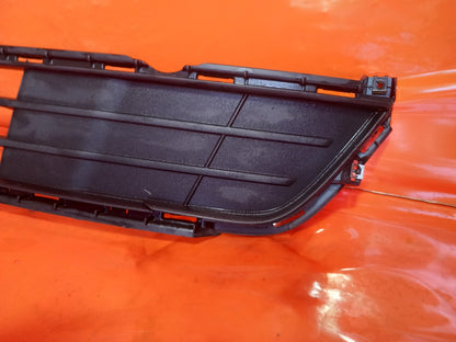 2019 Ford Galaxy MK3 Zetec Front Bumper Lower Radiator Grill EM2B-17A754-SB A345 - Image 4