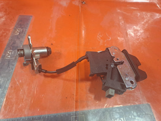 ✅AUDI A4 A5 A6 TAILGATE BOOT LOCK MECHANISM 4F5827505D Warranty xAA - Image 1