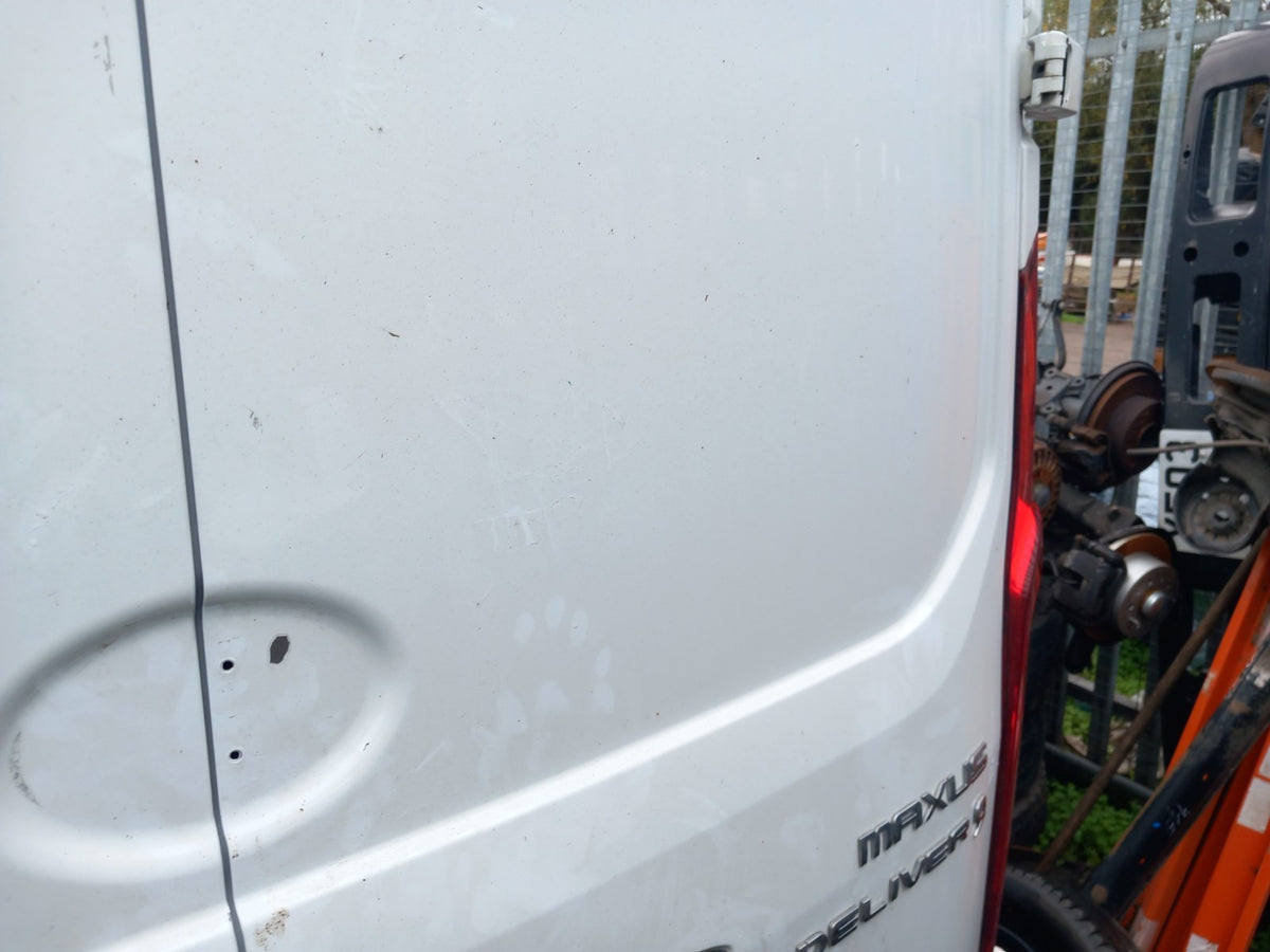 2023 Maxus Deliver 9 Rear Right Door White Warranty A425 - Image 3