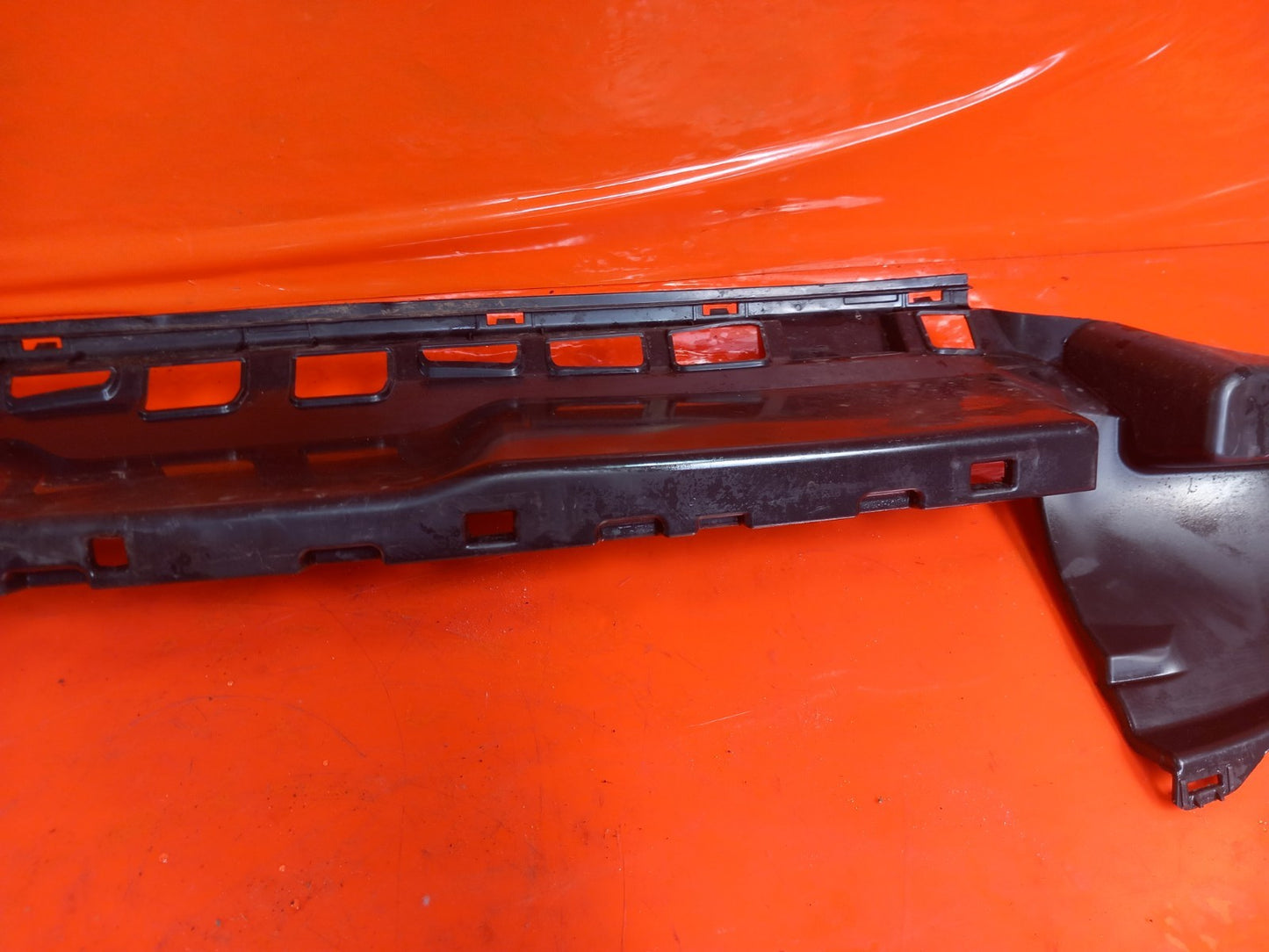 Mercedes Gle 450D AMG 3.0 Diesel 2025 Front Bumper Lower Air Guide A1678853510 - Image 8