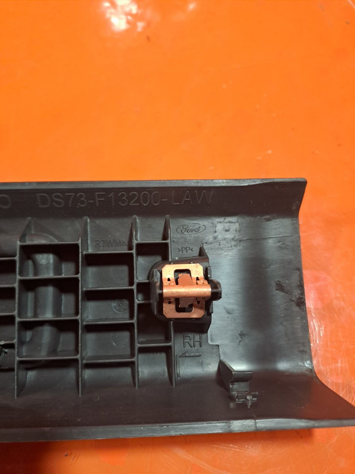 ebay-src:https://i.ebayimg.com/00/s/mtywmfgxmjaw/z/5tmaaoswajnocgbs/$_57.jpg