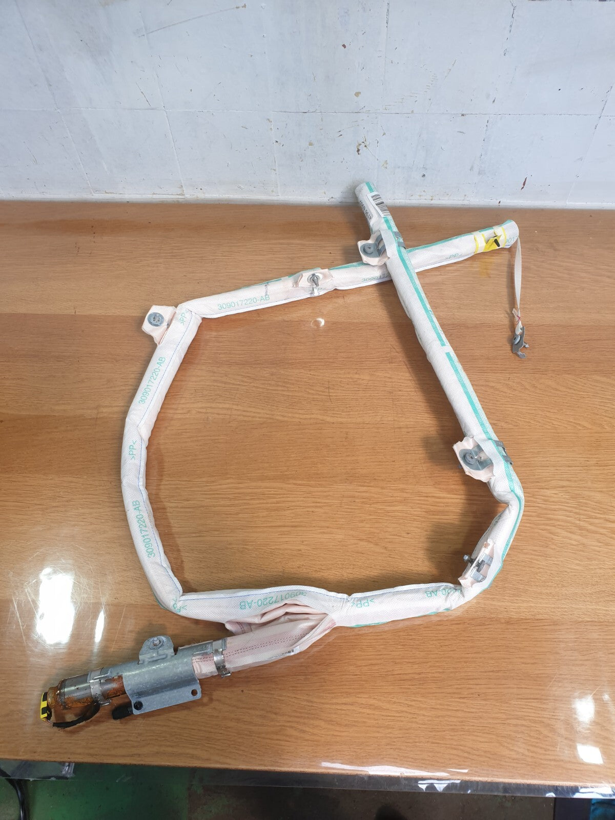 ebay-src:https://i.ebayimg.com/00/s/mtywmfgxmjaw/z/fbwaaoswpi5mznid/$_57.jpg
