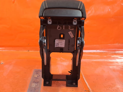 ✅SKODA KAMIQ Se 1.5 PETROL 2024 CENTRE CONSOLE ARMREST 654864207A Warranty A319 - Image 6