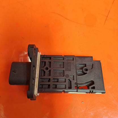 ebay-src:https://i.ebayimg.com/00/s/mtywmfgxnjaw/z/mogaaesw0glokoy0/$_57.jpg