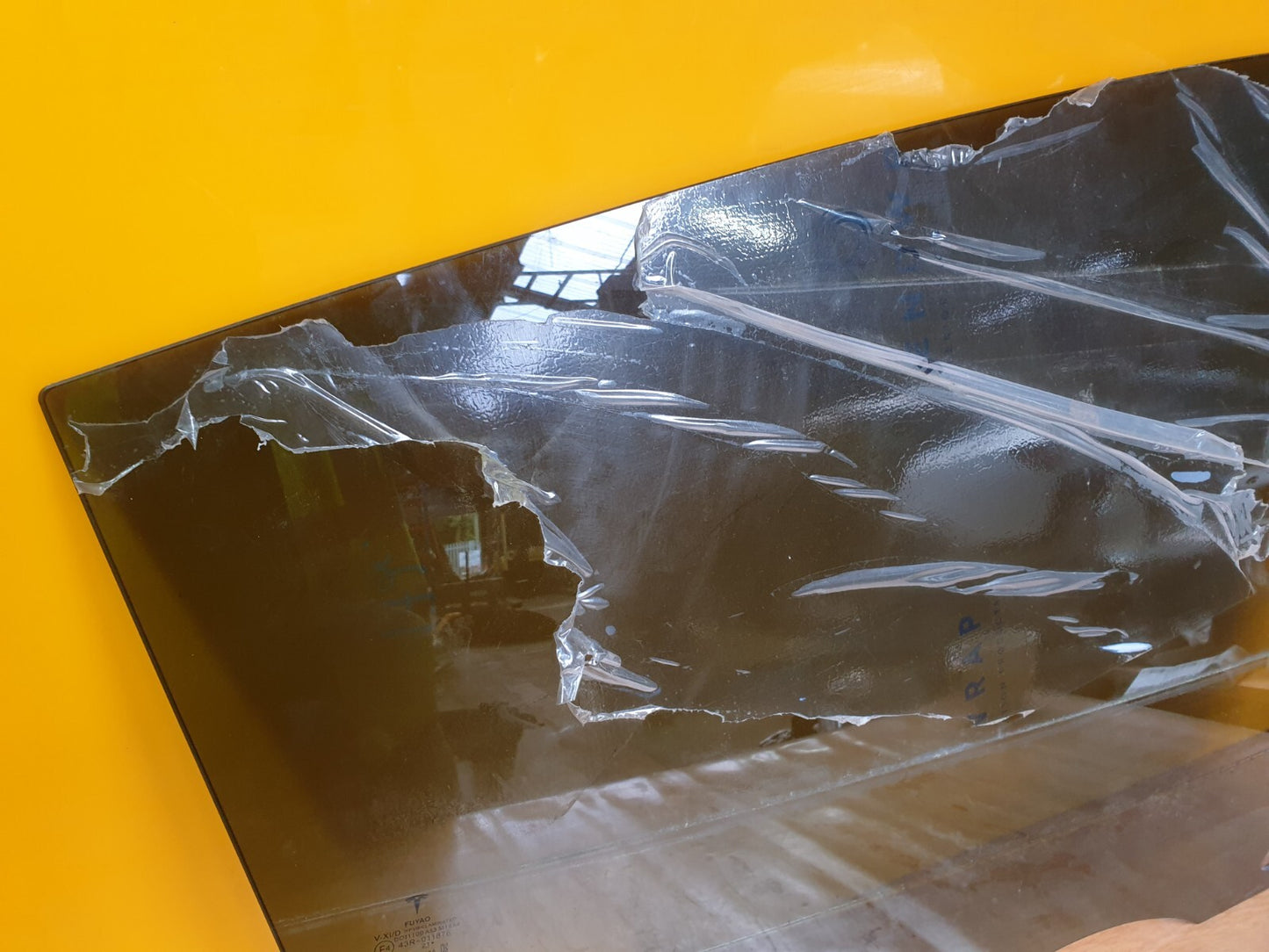 ✅2022 TESLA MODEL Y REAR RIGHT DOOR WINDOW GLASS 43R-011876 + WARRANTY A172 - Image 3