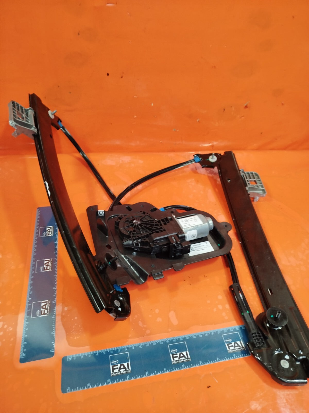 ebay-src:https://i.ebayimg.com/00/s/mtywmfgxmjaw/z/9veaaoswzrtnscam/$_57.jpg