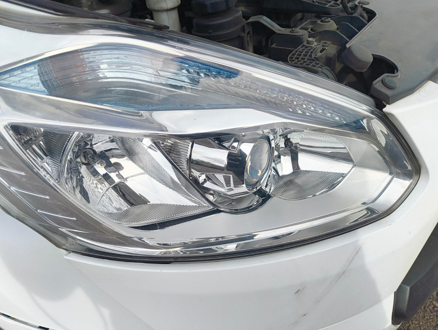✅Ford Tourneo Custom 2.2 Diesel 2015 Front Right Headlight Warranty A377 - Image 4