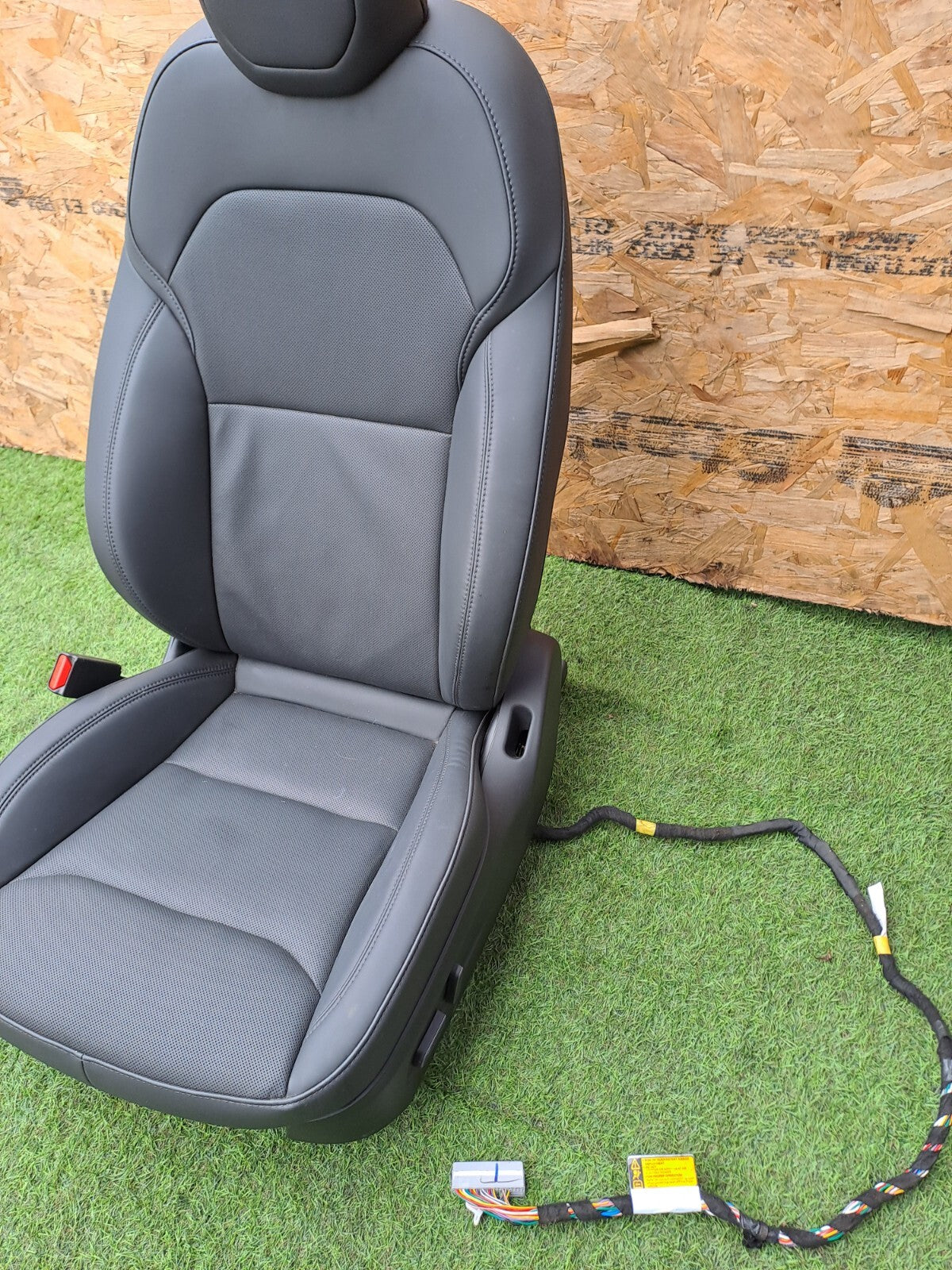 ✅TESLA MODEL 3 LONG 2024 FRONT LEFT LEATHER PASSENGER SEAT Warranty A207 - Image 11
