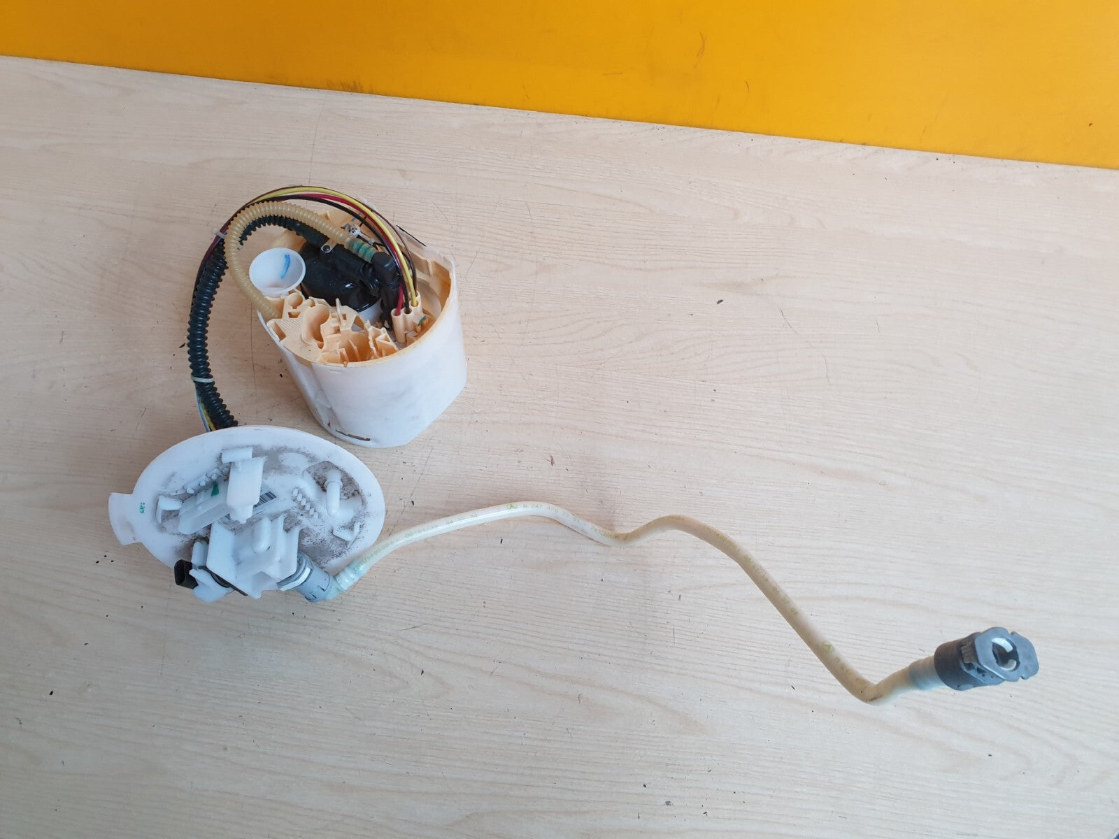 2018-2022 MERCEDES A CLASS W177 1.3 PETROL FUEL PUMP IN TANK A2474703200 X00 - Image 2