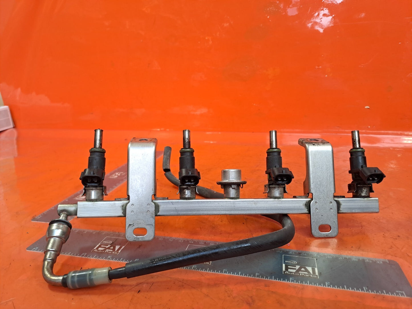 ✅SSANGYONG TIVOLI EX 1.6 PETROL 2015 FUEL INJECTORS & RAIL A1730780095 Warranty - Image 2
