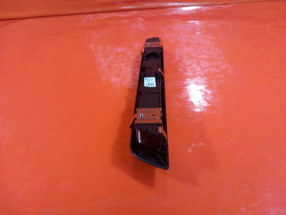 BMW F40 116D 1.5 Diesel 2021 Radio Audio CD Player Switch Panel 5A47C50 A365 - Image 11