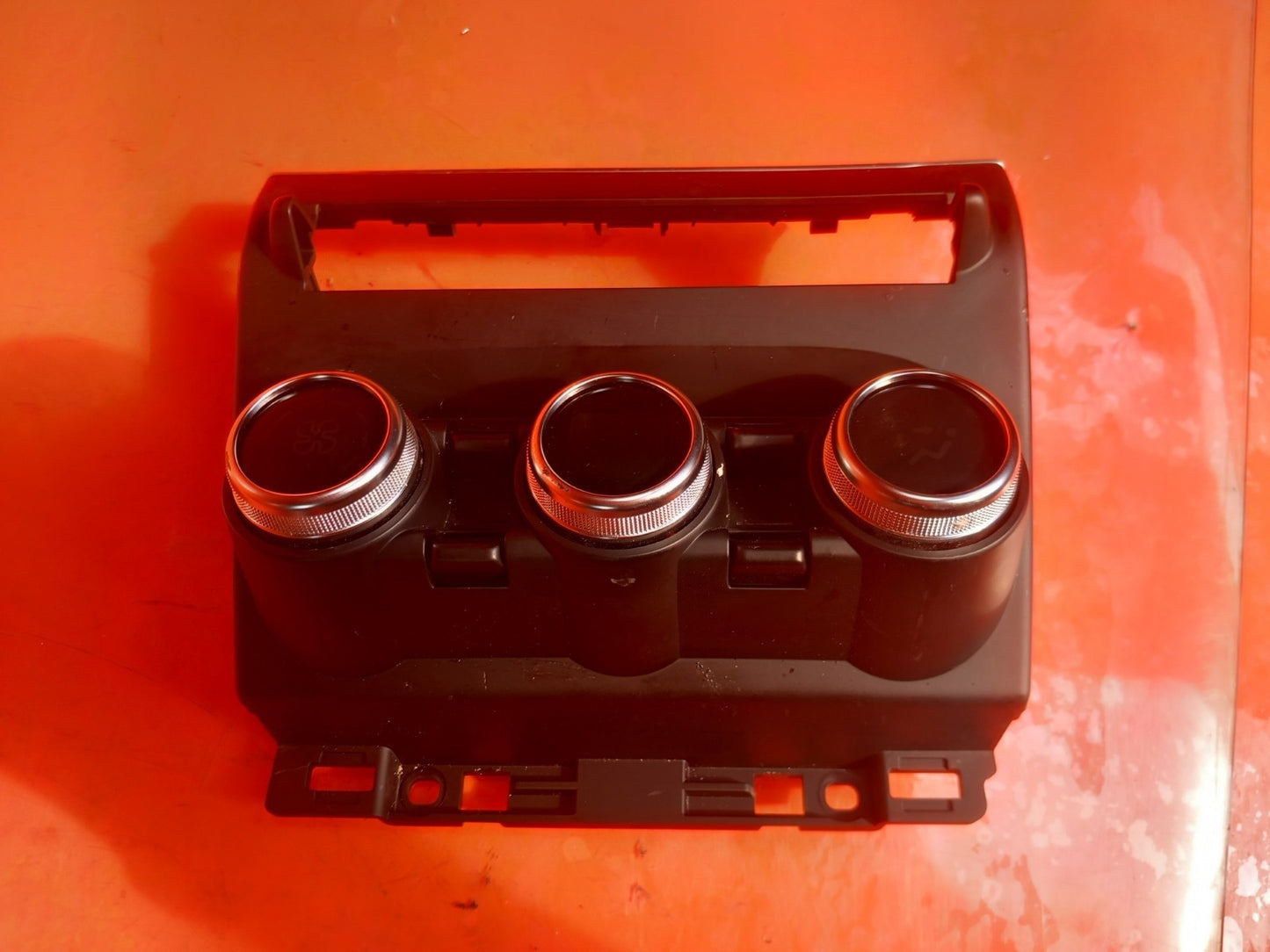 Renault Captur 1.6 Petrol 2023 A/C Heater Climate Control Switch Panel Warranty - Image 2