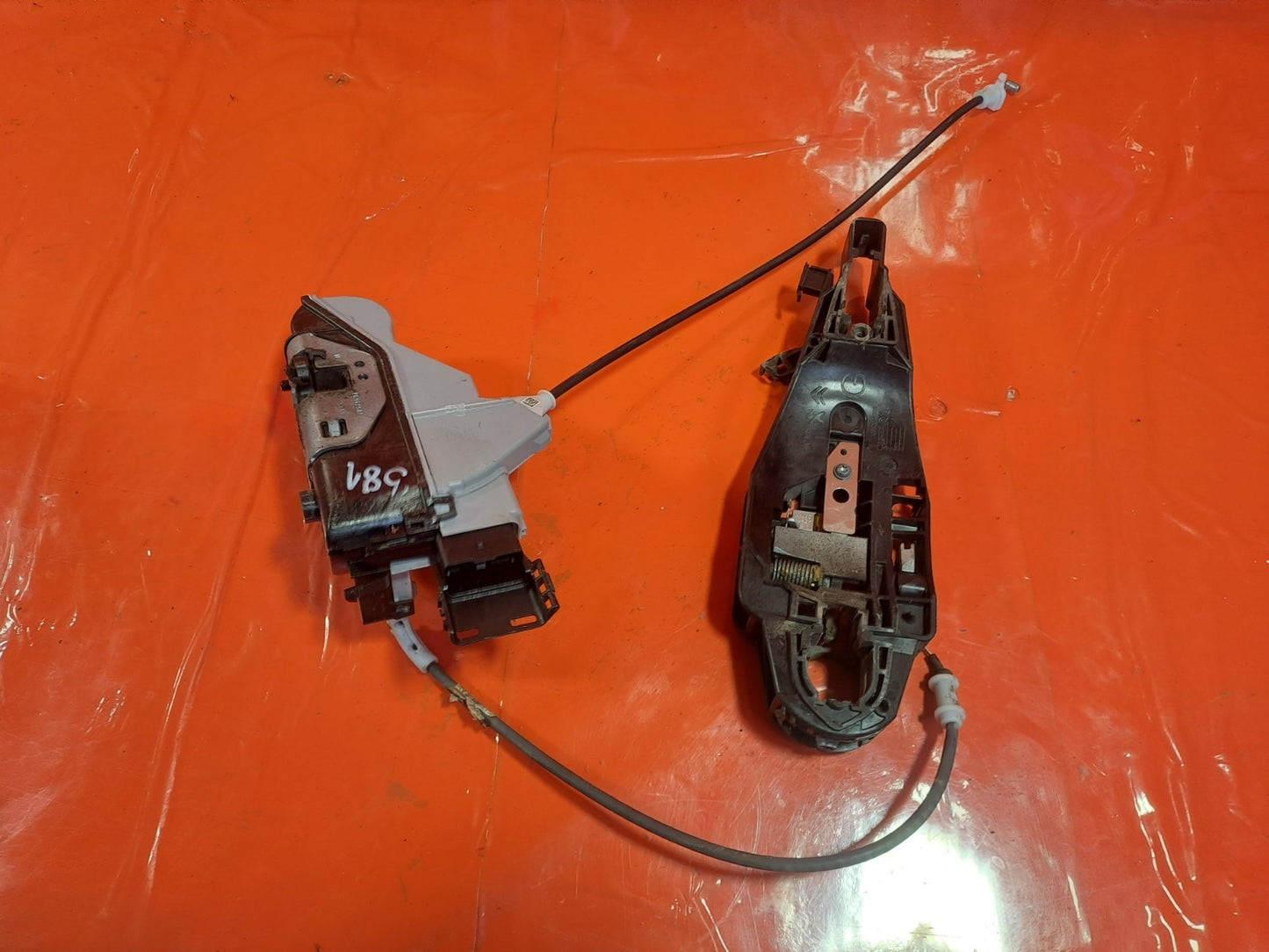 ✅Citroen Berlingo 650 1.5 Diesel 2020 Rear Left Door Lock 16943588 Warranty A381 - Image 8