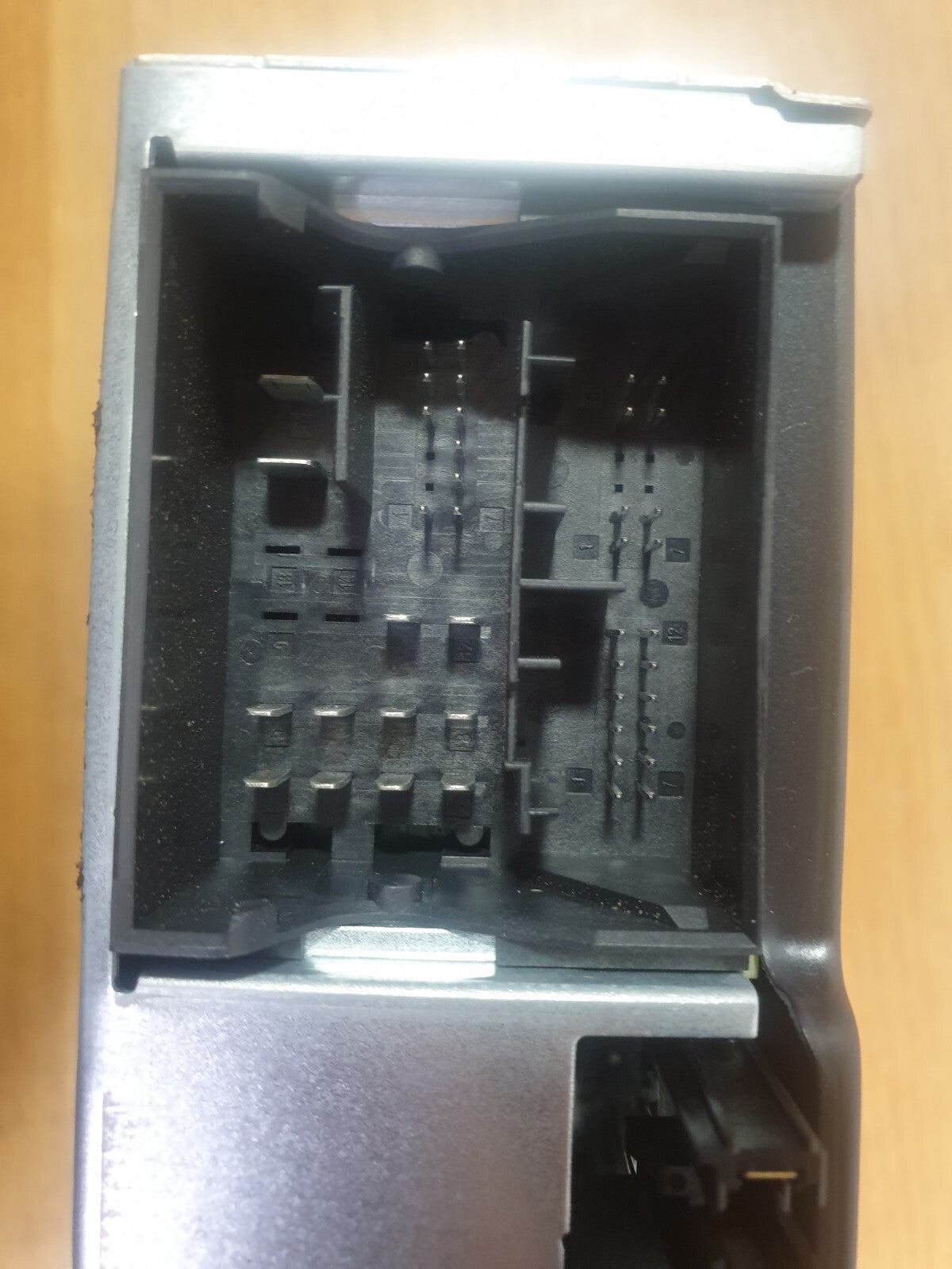 2023 CUPRA BORN V2 EV NAVIGATION SAT NAV RADIO HEAD UNIT 10E035816J A209 - Image 5