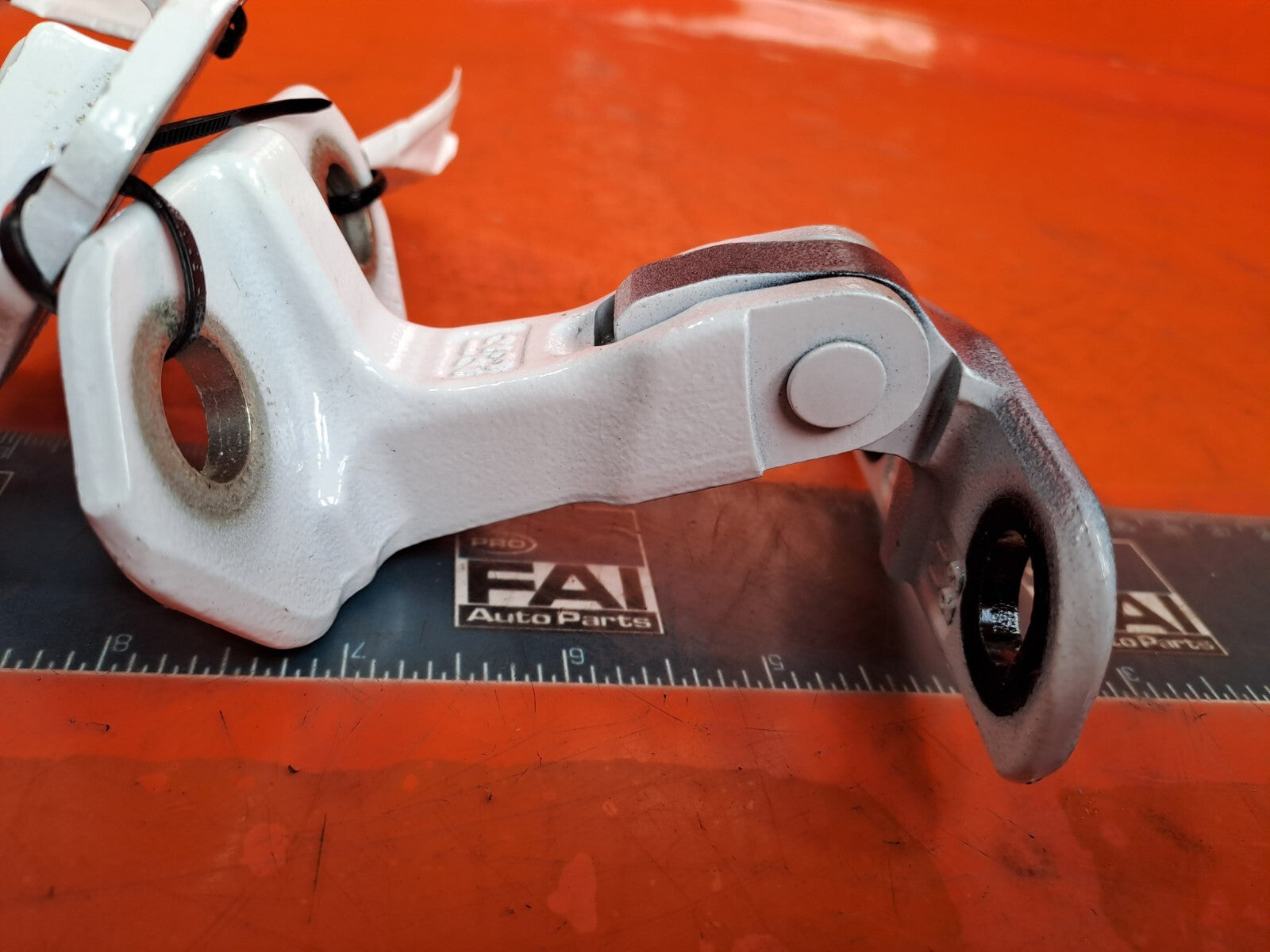 TESLA MODEL 3 LONG 2024 REAR RIGHT DOOR HINGES RUL-631-D Warranty A207 - Image 10