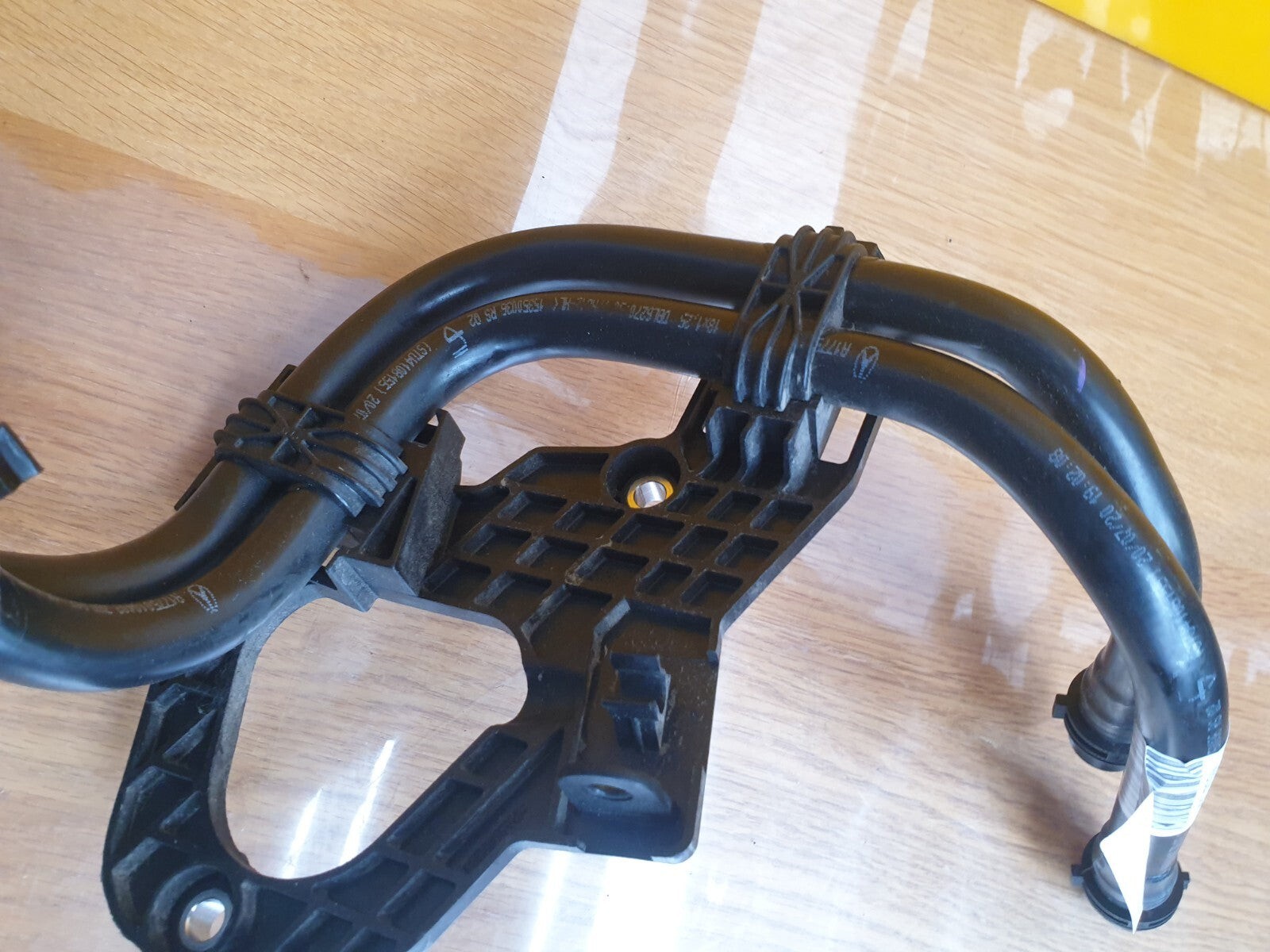ebay-src:https://i.ebayimg.com/00/s/mtiwmfgxnjaw/z/gpaaaoswl~vlhbjb/$_57.jpg