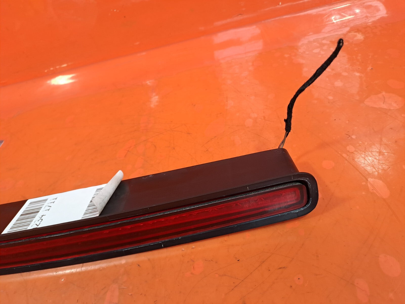 ✅AUDI A5 S LINE CABRIO 2.0 PETROL 2009 BOOT LID CENTRE BRAKE LIGHT 8F0945401 - Image 4