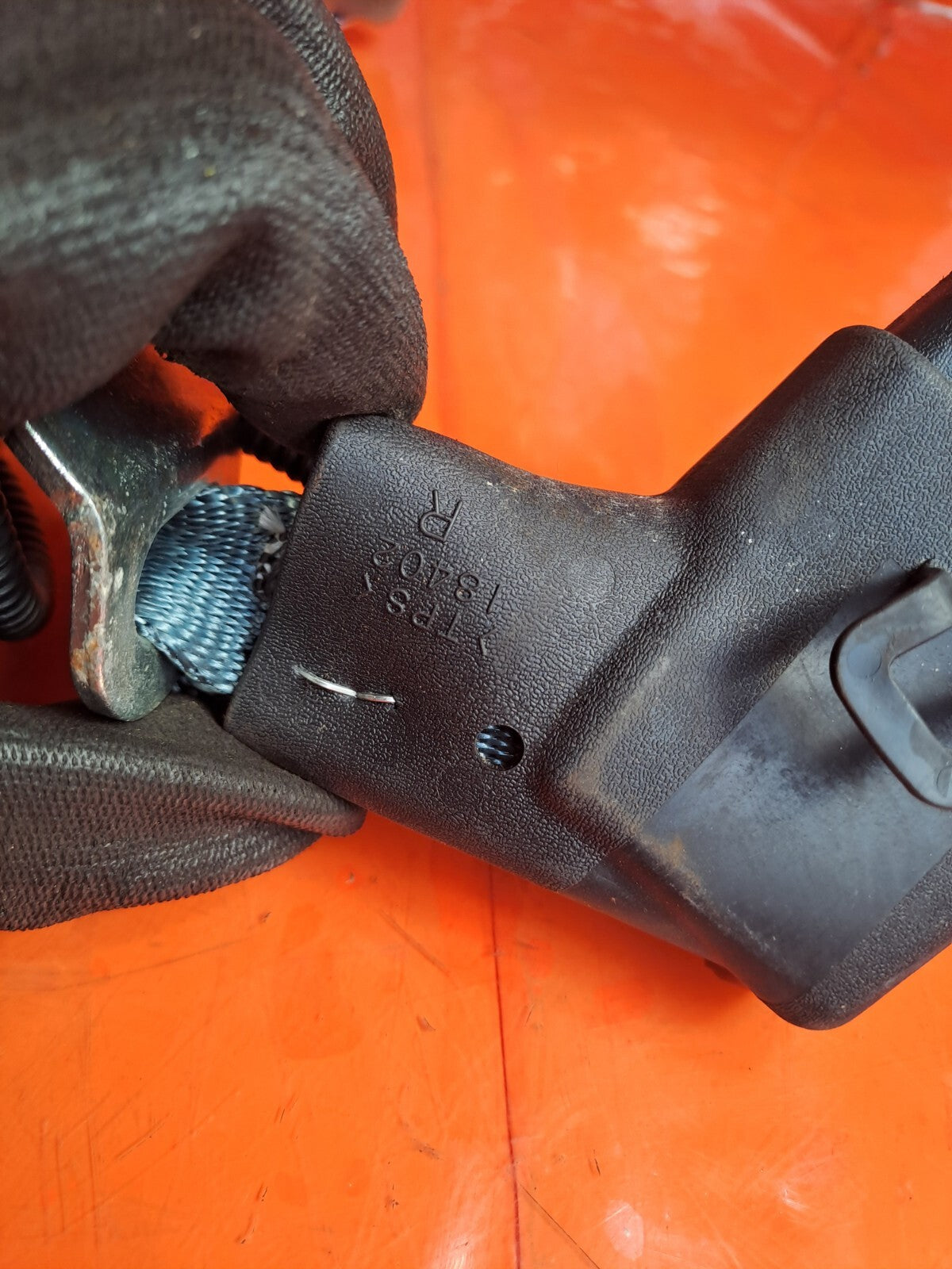 ✅Lexus NX 300H 2019 Rear Seat Buckle Middle 82193-78080 + Warranty A146 - Image 9