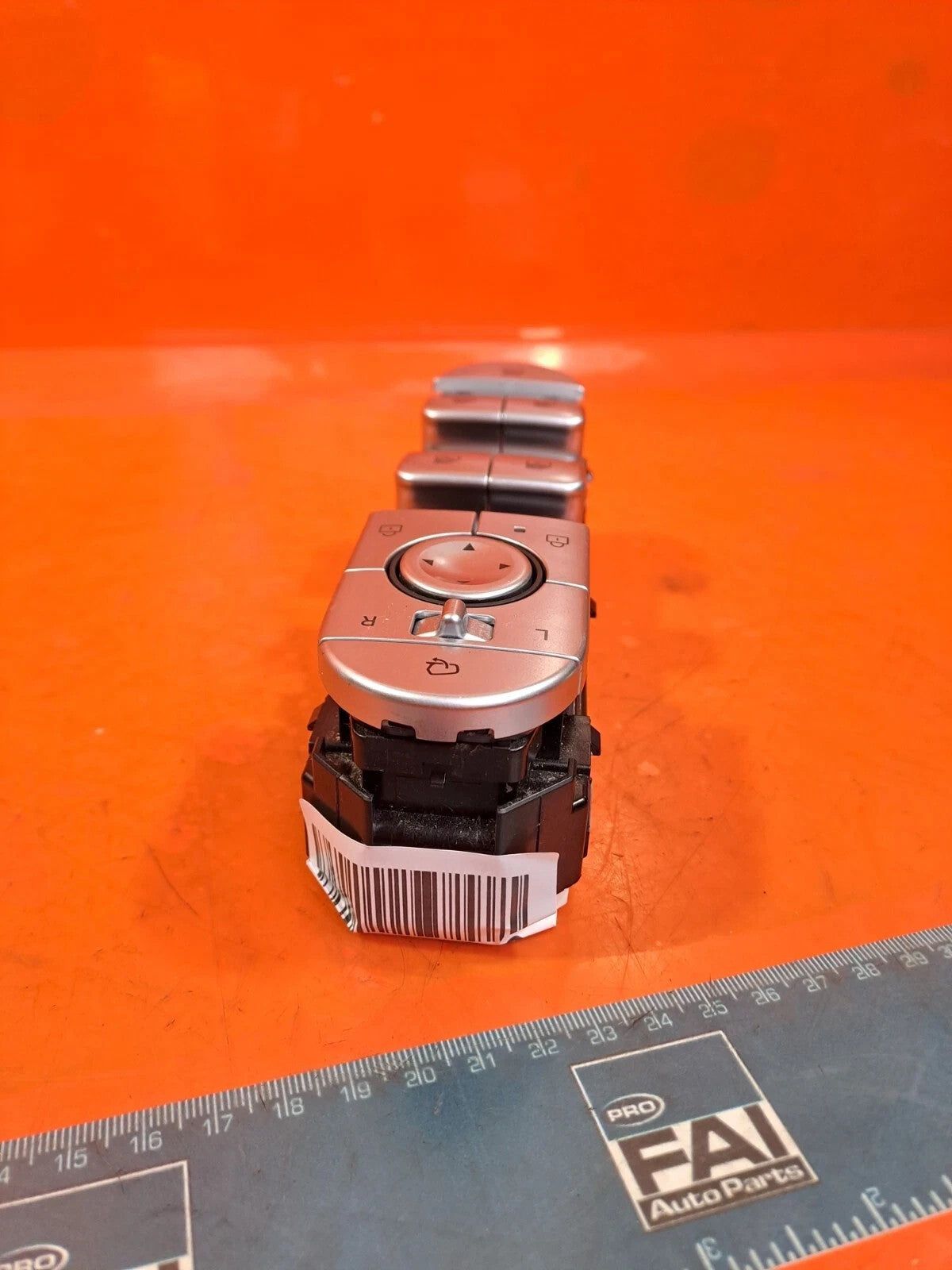 ebay-src:https://i.ebayimg.com/00/s/mtywmfgxmjaw/z/ih4aaeswycpqstnn/$_57.jpg