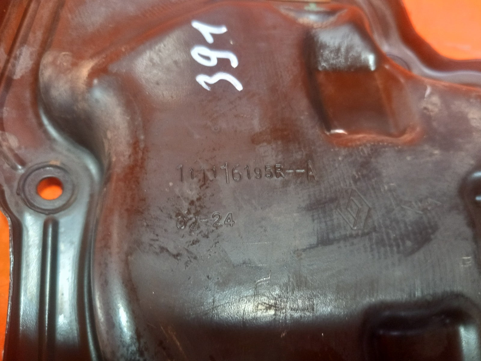 2024 Dacia Jogger Engine Oil Sump 111116195R Warranty A391 - Image 9