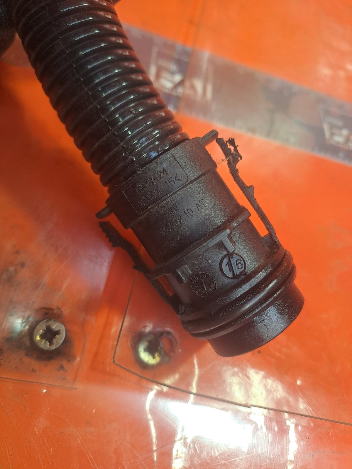 ✅2015 BMW 2 SERIES F22 M SPORT INTAKE BREATHER PIPE 586509 + WARRANTY A315 - Image 4
