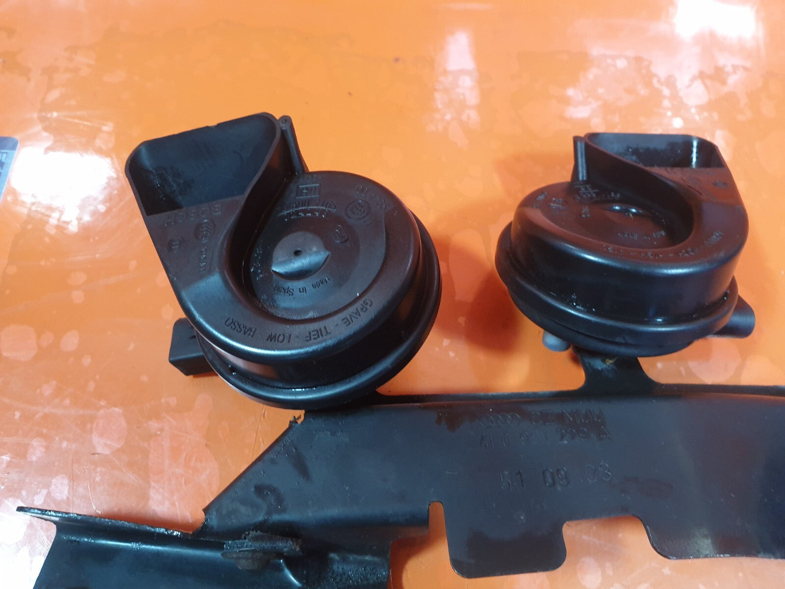 ebay-src:https://i.ebayimg.com/00/s/mtiwmfgxnjaw/z/a6aaaoswkb5m~t-a/$_57.jpg