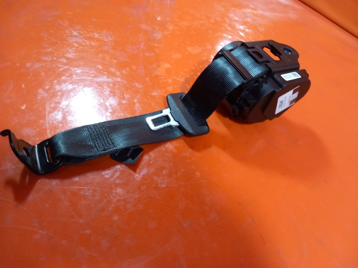 ebay-src:https://i.ebayimg.com/00/s/mtiwmfgxnjaw/z/fvqaaeswynbqxh~p/$_57.jpg