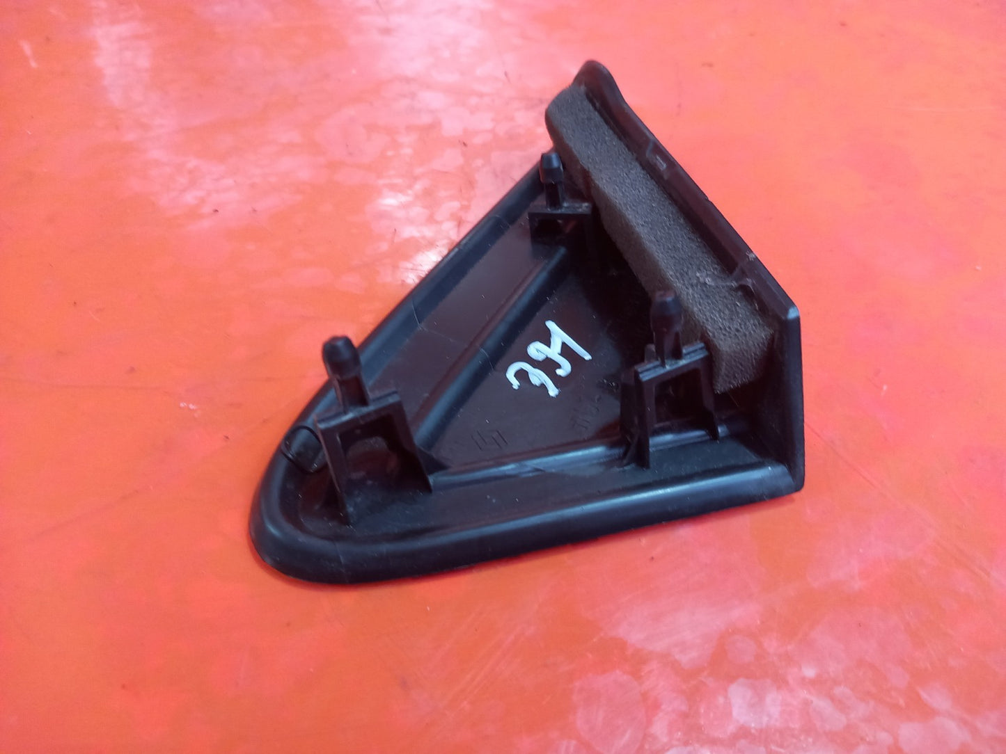 Dacia Jogger 1.0 Petrol 2024 Front Right Wing Trim Cover Panel 638741083R A391 - Image 10