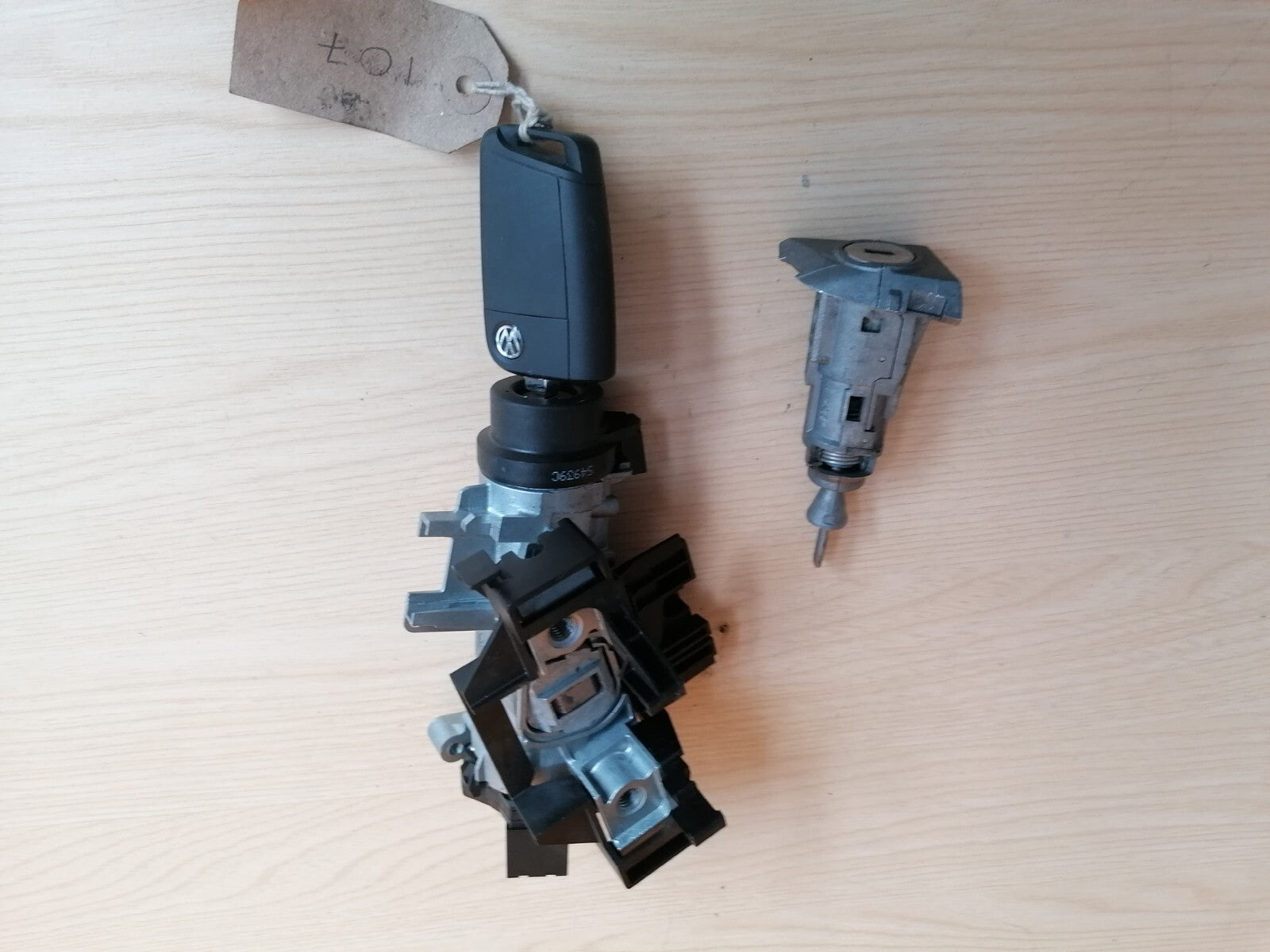 ebay-src:https://i.ebayimg.com/00/s/mtiwmfgxnjaw/z/xwwaaoswg1xkz67g/$_57.jpg