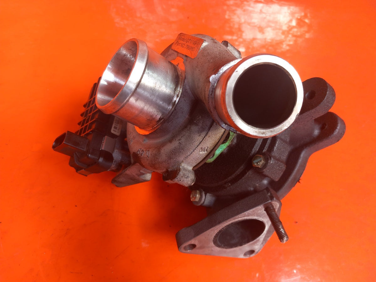 2015 Ford Tourneo Custom 2.2 TDCi Turbocharger 786880 Warranty A377 - Image 11