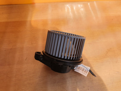 ebay-src:https://i.ebayimg.com/00/s/mtiwmfgxnjaw/z/w0gaaoswolbmrcet/$_57.jpg