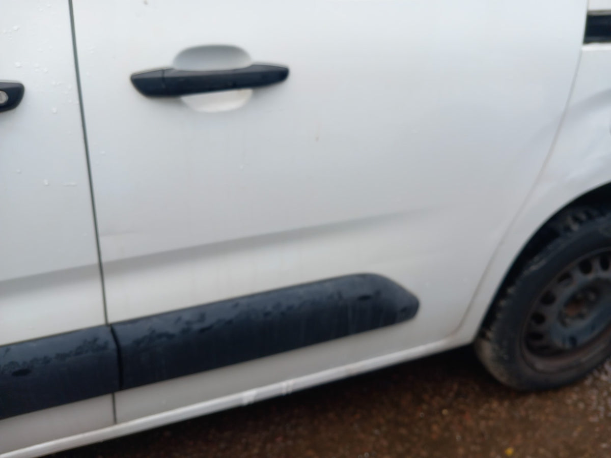2022 Peugeot Partner K9 Left Passenger Side Sliding Door White Warranty A419 - Image 4