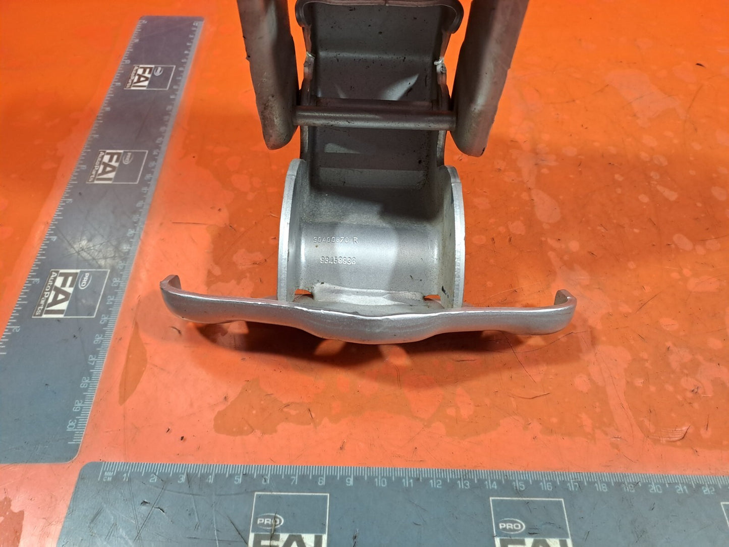 ✅Renault Trafic III Sl27 Sport 2016 1.6 Diesel Rear Left or Right Van Door Hinge - Image 4