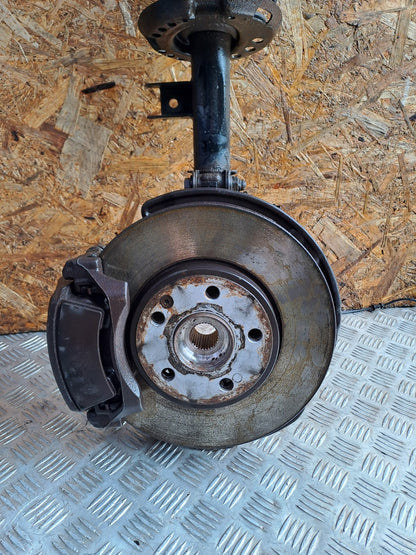✅MERCEDES B180 W246 1.8 DIESEL 2012 FRONT LEFT SUSPENSION LEG HUB A2463208913 - Image 3
